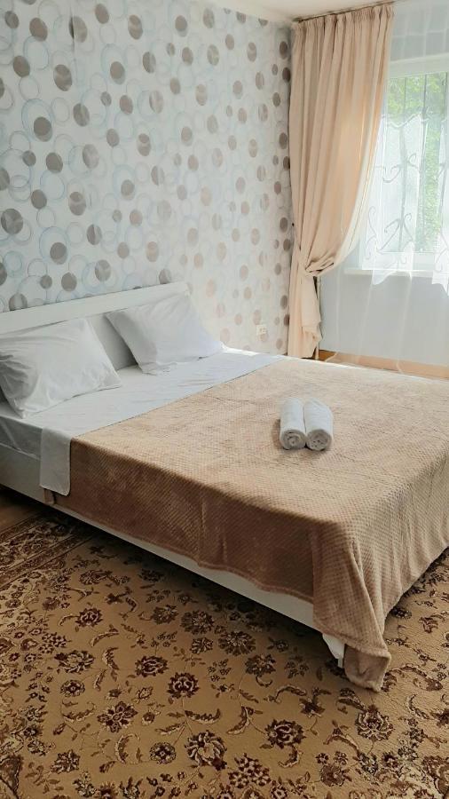 Апартаменты Koktem В Центре Алматы Almaty Esterno foto