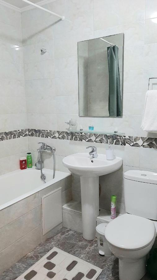 Апартаменты Koktem В Центре Алматы Almaty Esterno foto